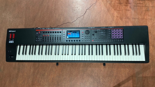 Store Special Product - Roland FANTOM-08 Synthesizer Keyboard